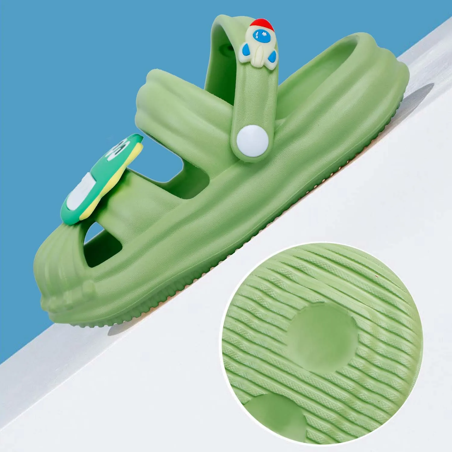 Baby Moo Crocodile Applique Waterproof Anti-Skid Sling Back Clogs - Green