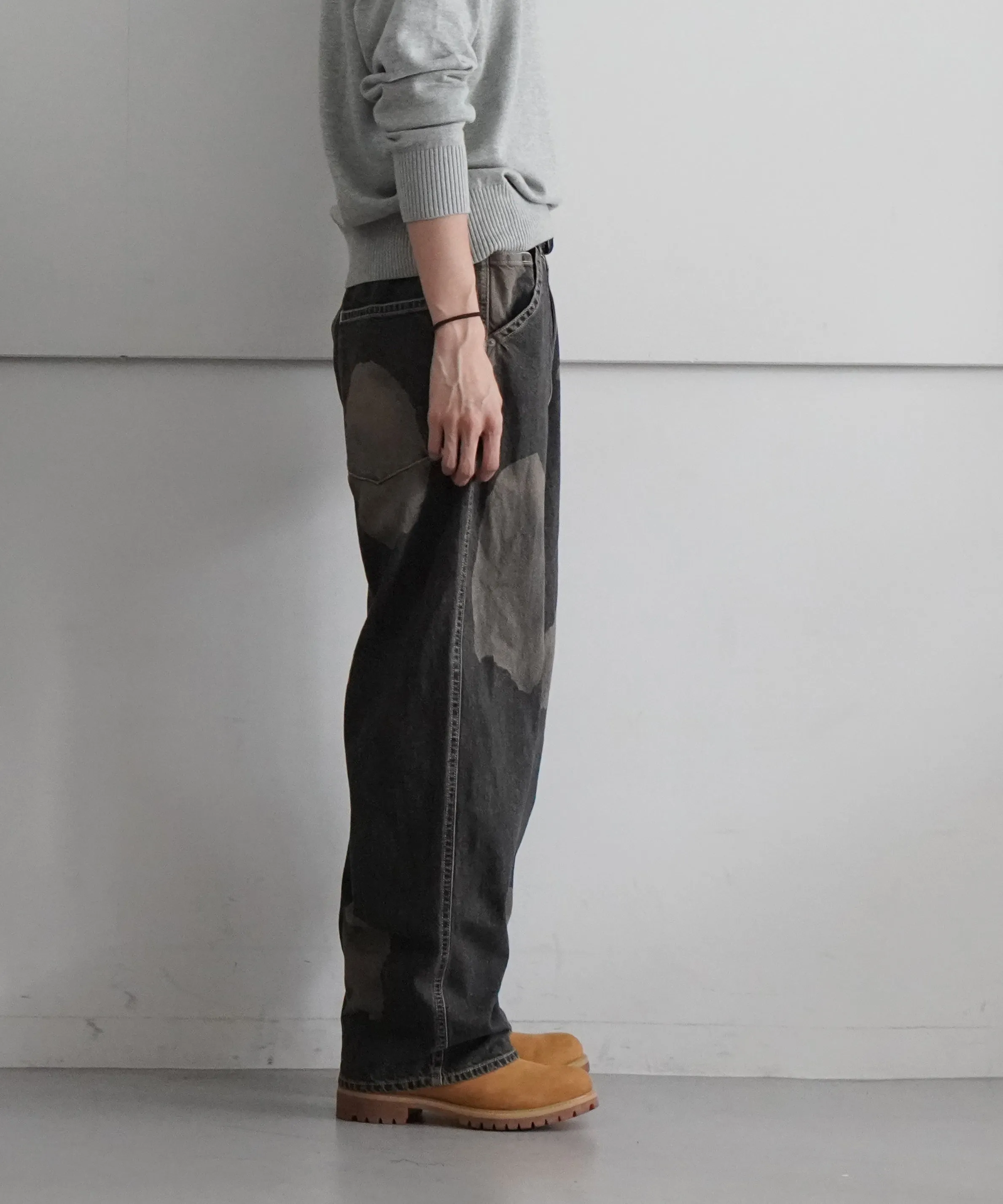 ENCOMING SPOTTED DENIM TROUSER "BLACK"