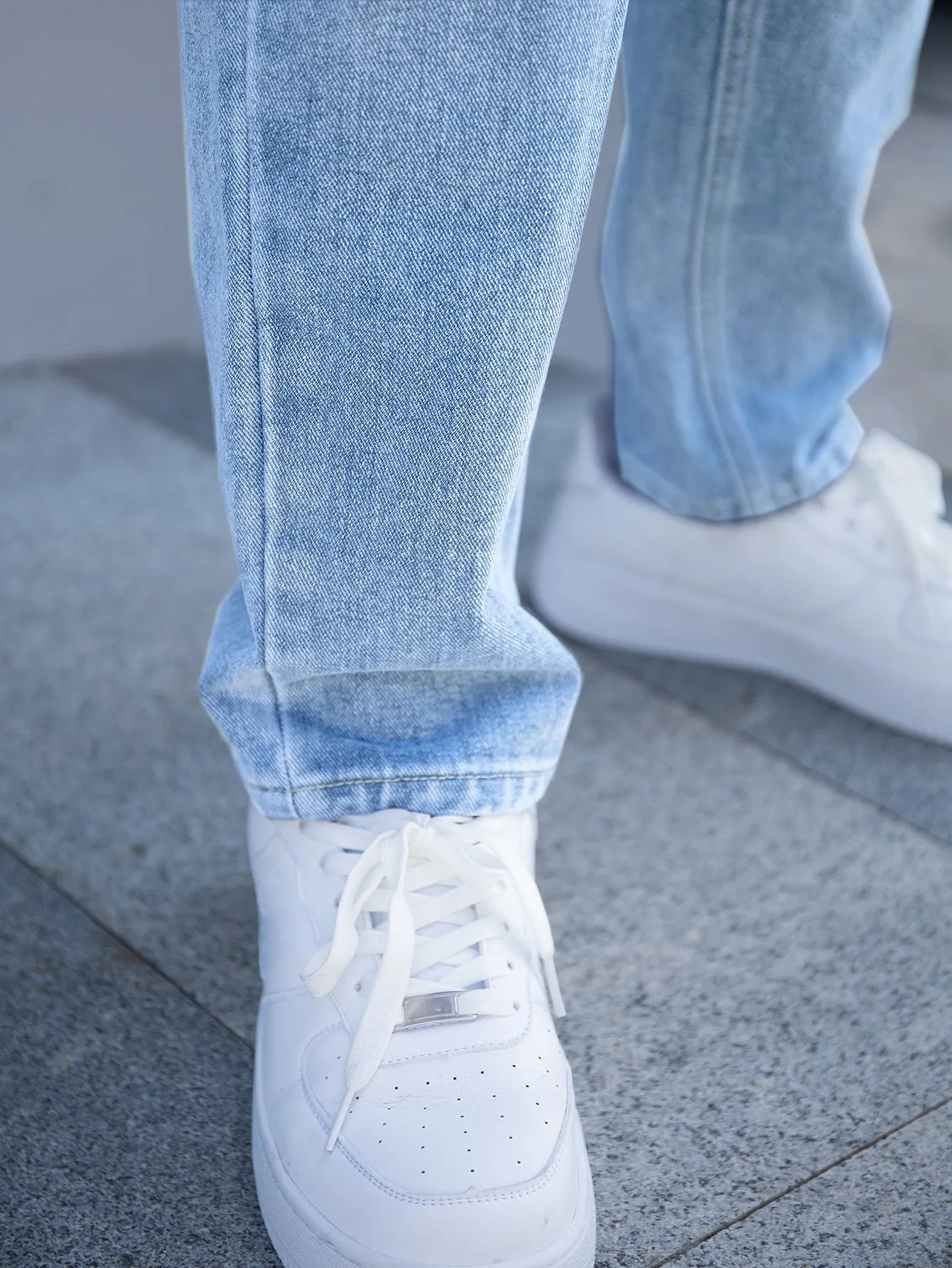 Men Ripped Straight Leg Jeans