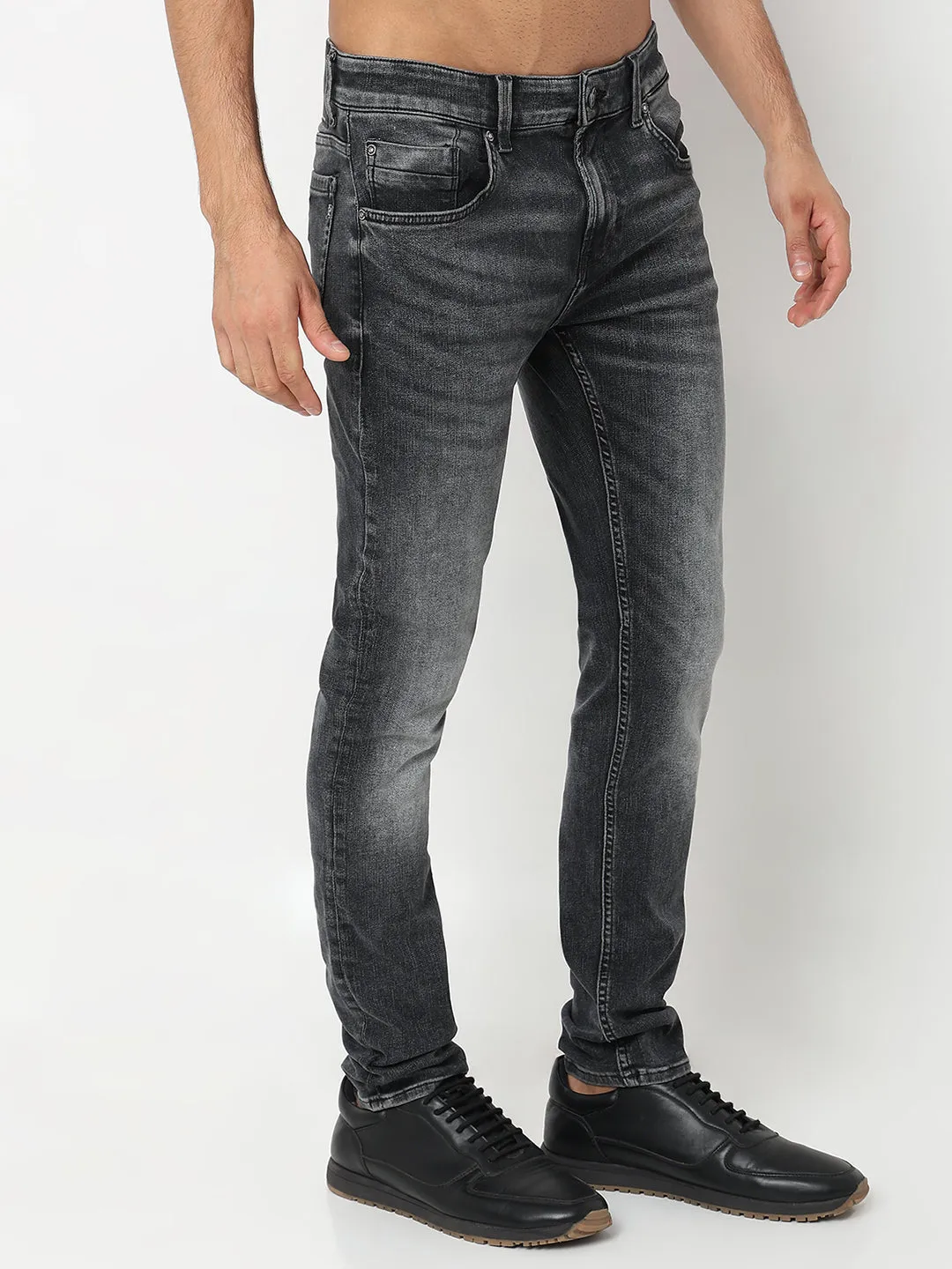 Spykar Men Corbon Black Slim Fit Low Rise Jeans