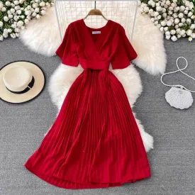 V-neck short-sleeved dress pleated long skirt      S4030